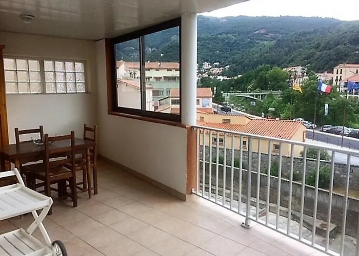 F2 Avec Terrasse, Clim, Parking, Animaux Ok - Amelie-les-bains - Fr-1-703-44